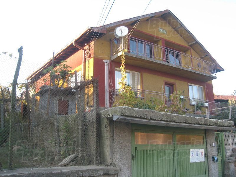 Дом в Софии, Болгария, 215 м2 - фото 1