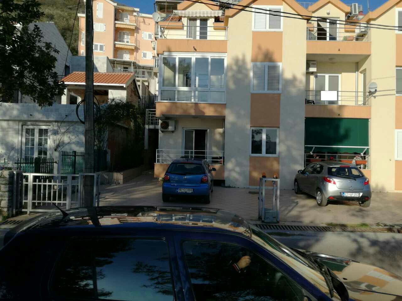 Апартаменты в Тивате, Черногория, 35 м2 - фото 1