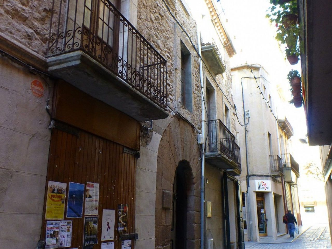 Коммерческая недвижимость Sant Joan de les Abadesses, Испания, 1 040 м2 - фото 1