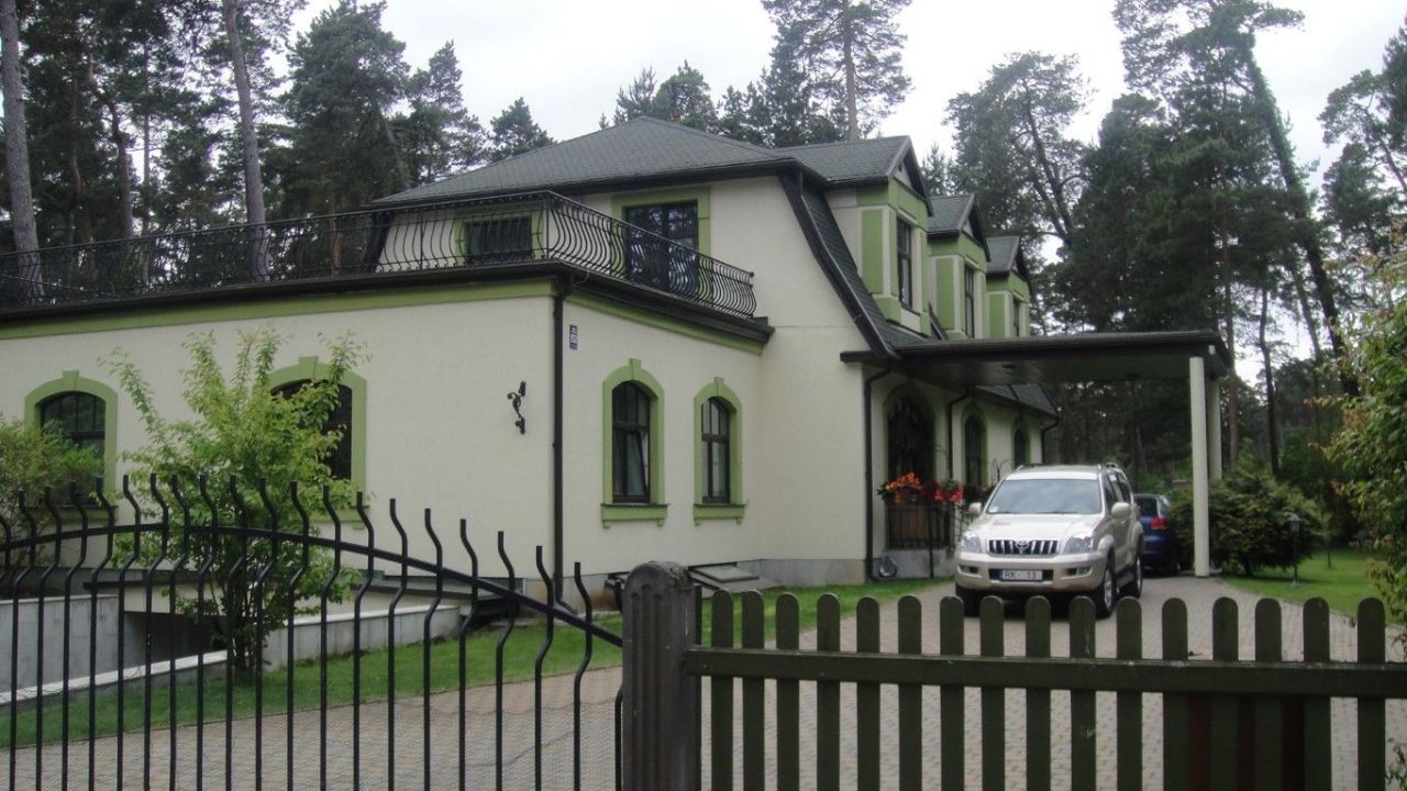 Дом в Юрмале, Латвия, 835 м2 - фото 1