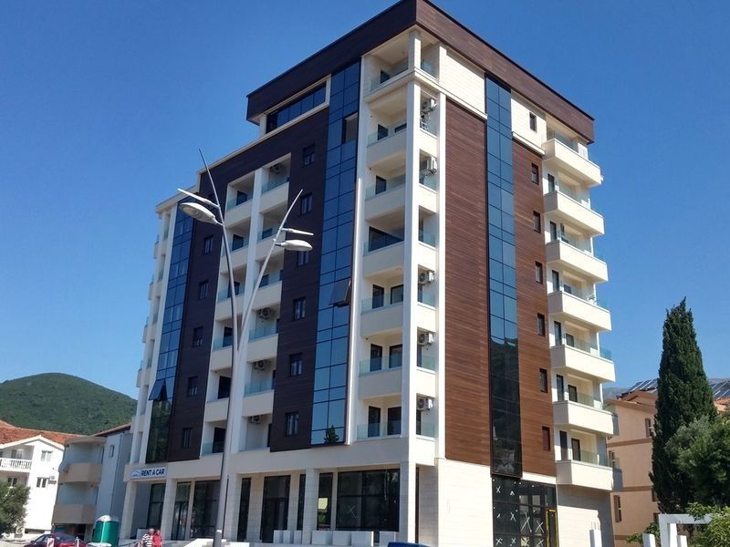 Коммерческая недвижимость в Будве, Черногория, 59 м2 - фото 1