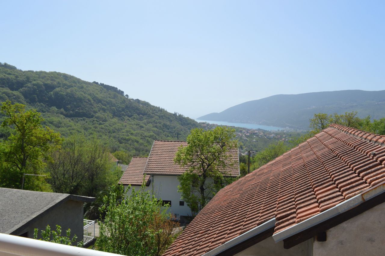 Коммерческая недвижимость в Херцег-Нови, Черногория, 361 м2 - фото 1