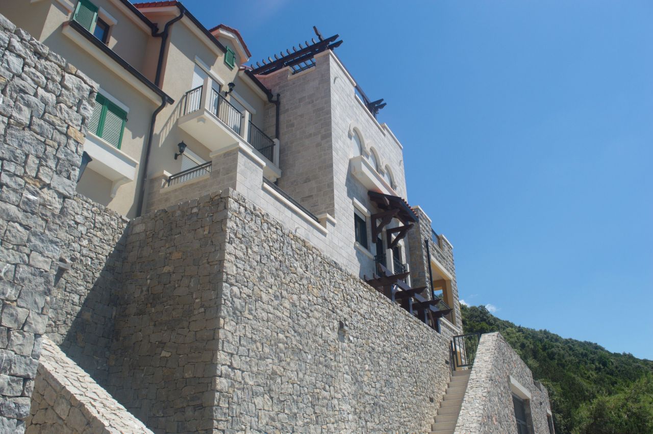 Апартаменты на полуострове Луштица, Черногория, 94 м2 - фото 1