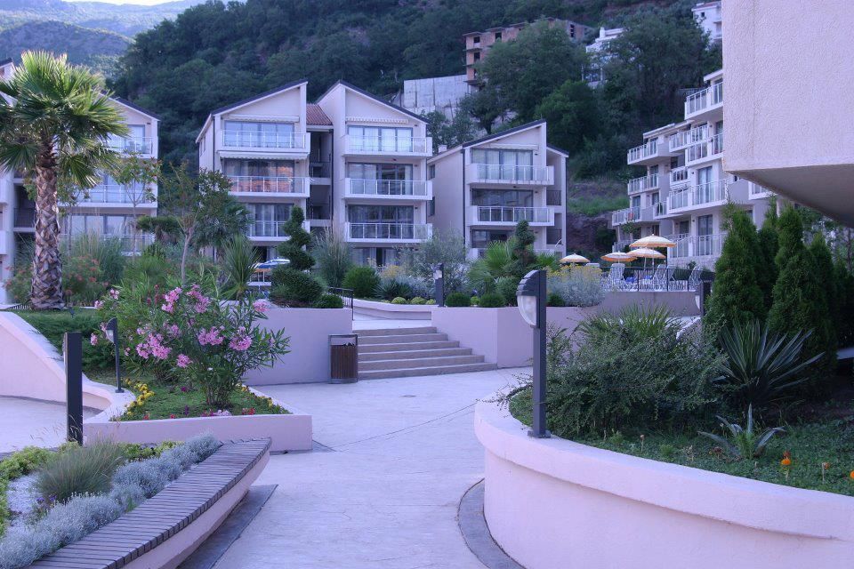 Апартаменты в Будве, Черногория, 47 м2 - фото 1
