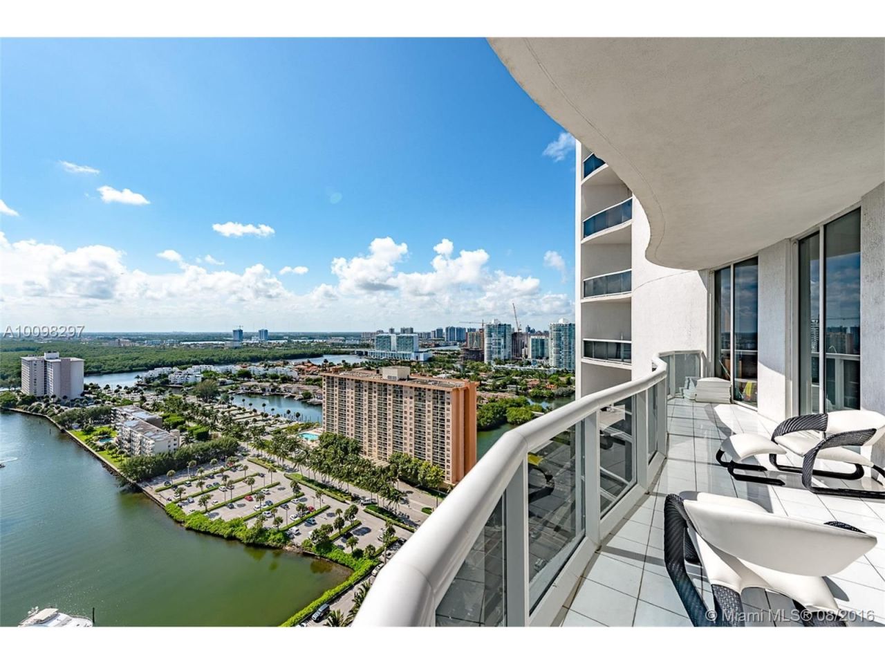 Апартаменты в Майами, США, 135 м2 - фото 1