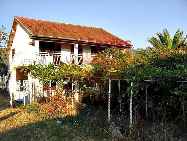 Дом в Шушани, Черногория, 200 м2 - фото 1