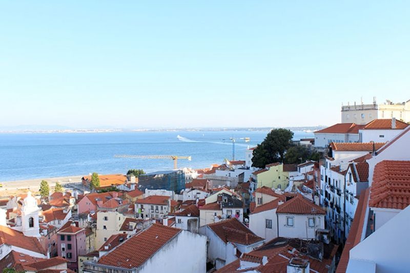 Коммерческая недвижимость в Лиссабоне, Португалия - фото 1