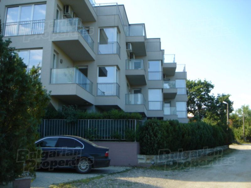 Апартаменты в Святых Константине и Елене, Болгария, 104.77 м2 - фото 1
