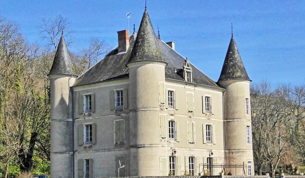 Замок в Ло и Гаронне, Франция, 720 м2 - фото 1
