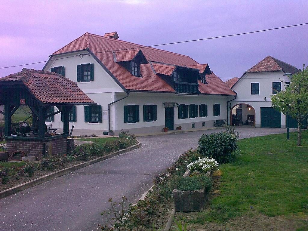 Ферма в Словенска-Бистрице, Словения, 324 м2 - фото 1