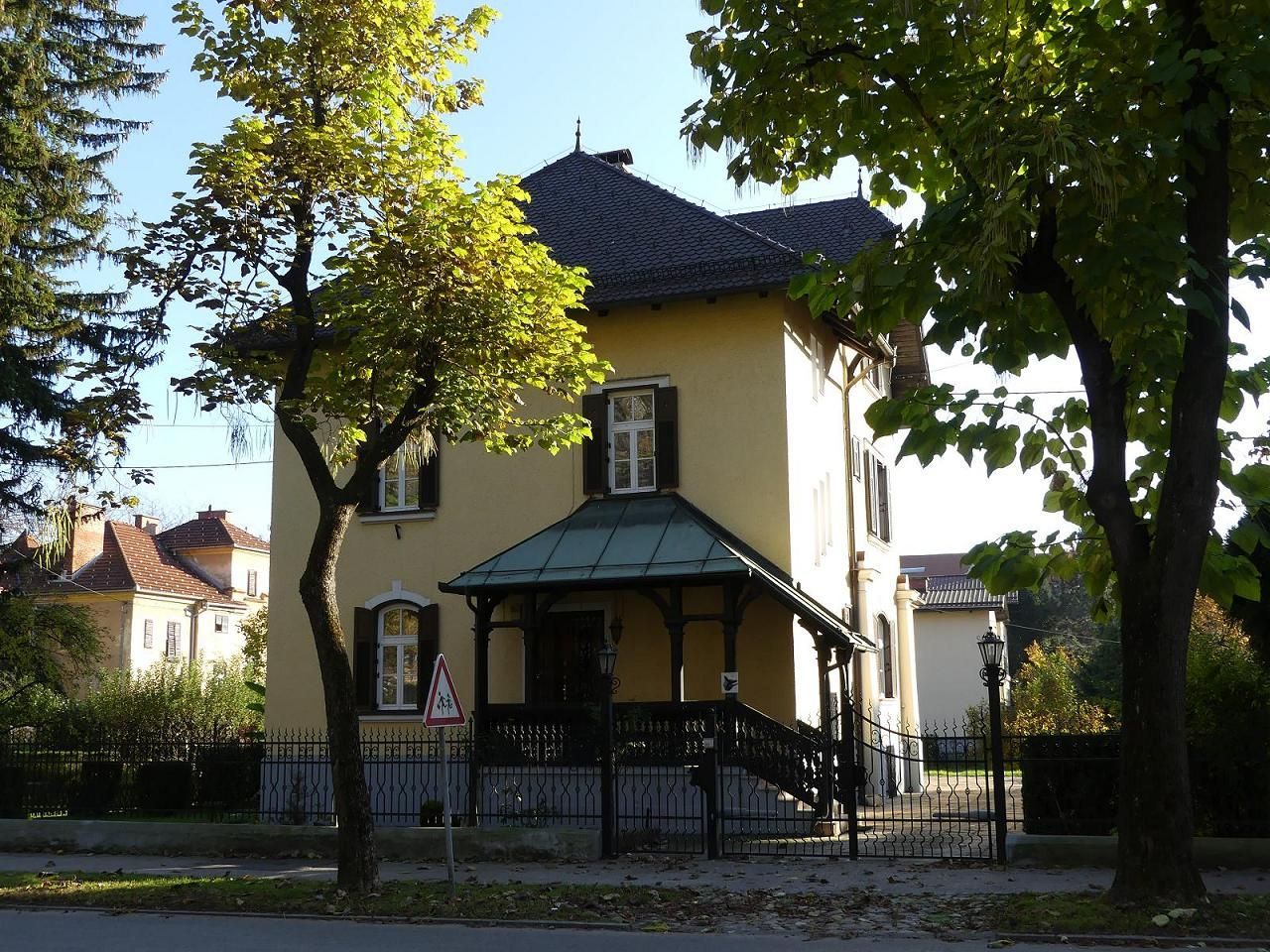 Дом в Мариборе, Словения, 429 м2 - фото 1