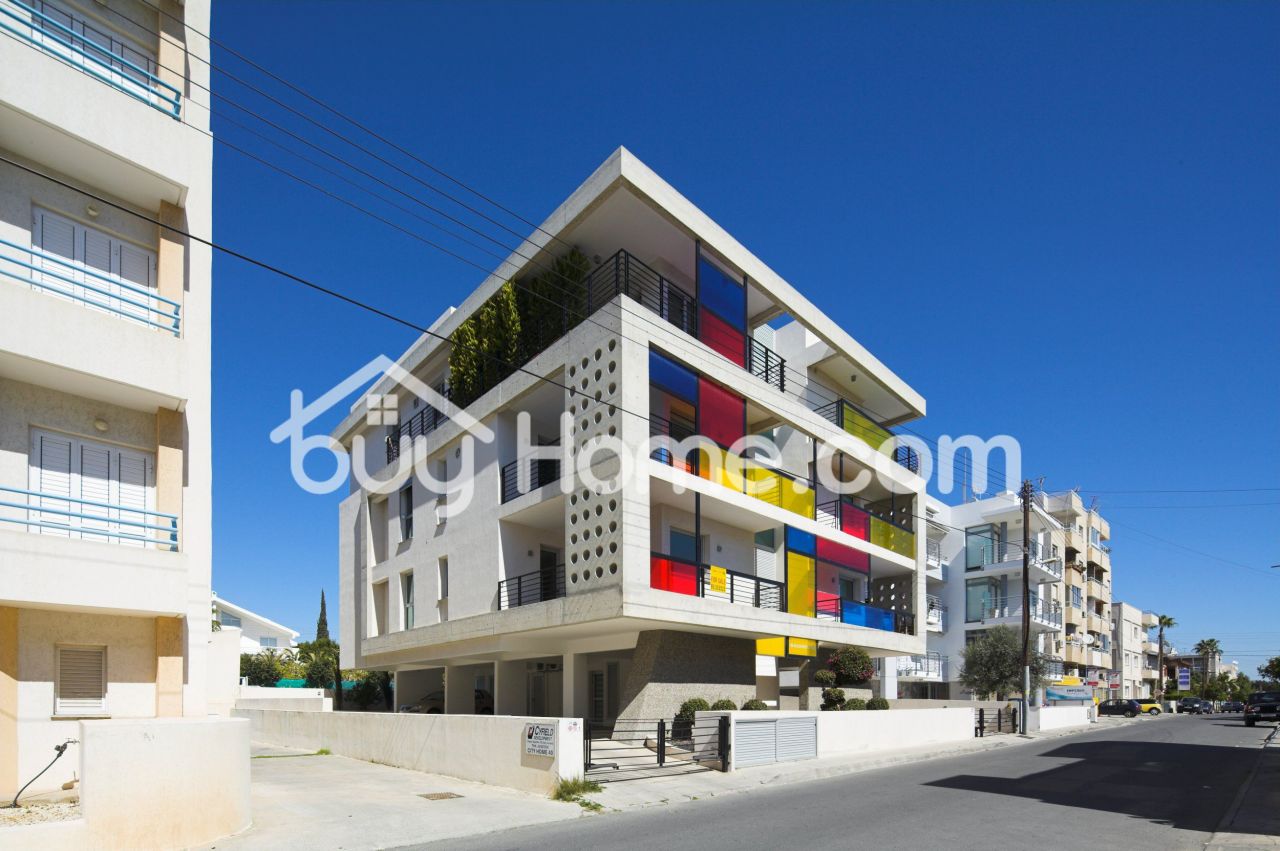 Апартаменты в Лимасоле, Кипр, 56 м2 - фото 1