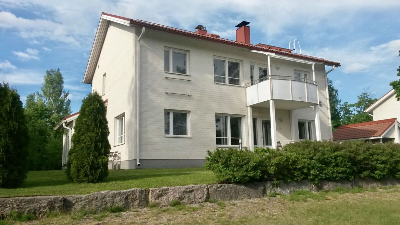 Дом в Лаппеенранте, Финляндия, 200 м2 - фото 1