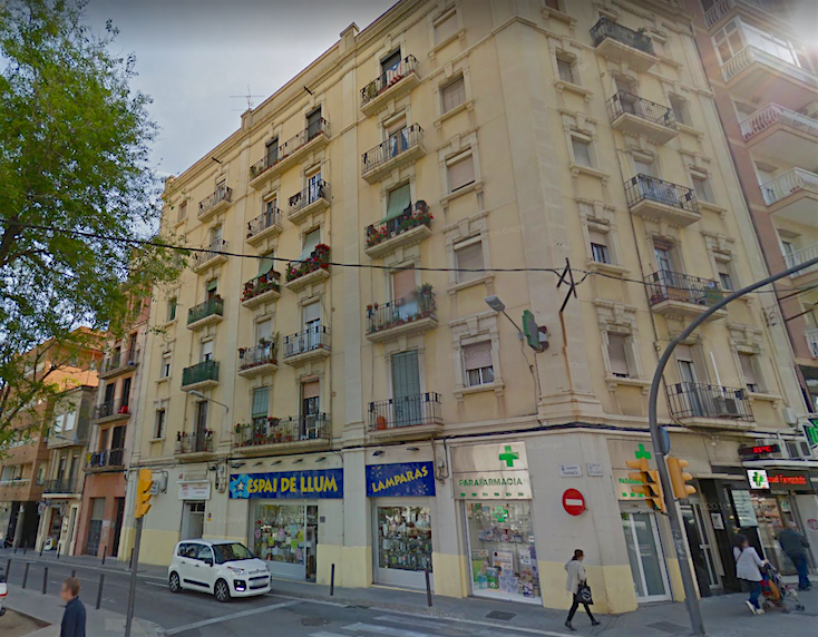 Коммерческая недвижимость в Барселоне, Испания, 2 705 м2 - фото 1