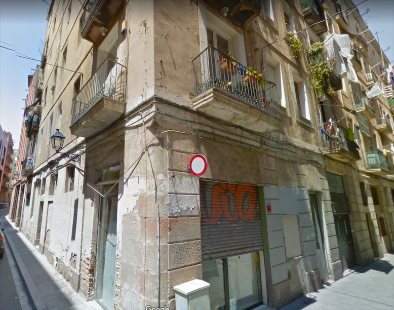 Коммерческая недвижимость в Барселоне, Испания, 897 м2 - фото 1