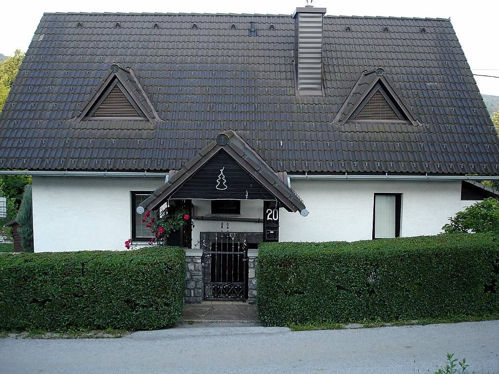 Дом Пригород Доленьске Tоплицe, Словения, 250 м2 - фото 1
