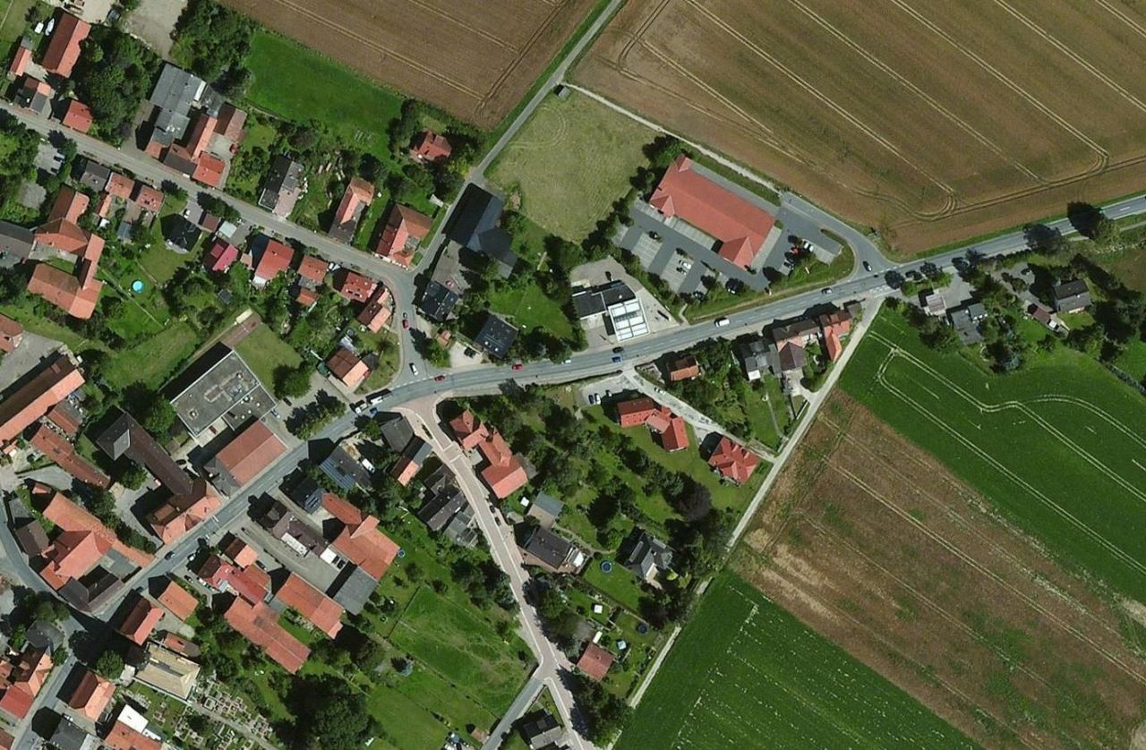 Коммерческая недвижимость Нижняя Саксония, Германия, 1 100 м2 - фото 1