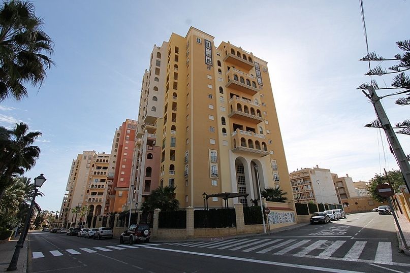 Апартаменты в Торревьехе, Испания - фото 1