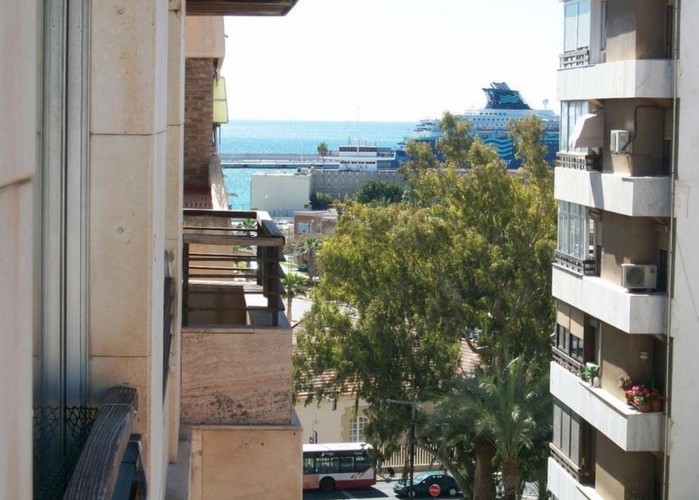 Апартаменты в Аликанте, Испания, 145 м2 - фото 1