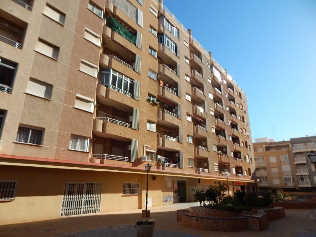 Апартаменты в Торревьехе, Испания, 67 м2 - фото 1