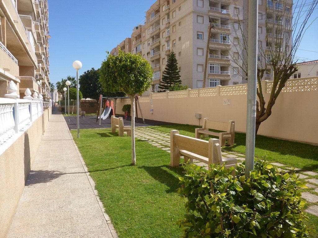 Апартаменты в Торревьехе, Испания, 58 м2 - фото 1