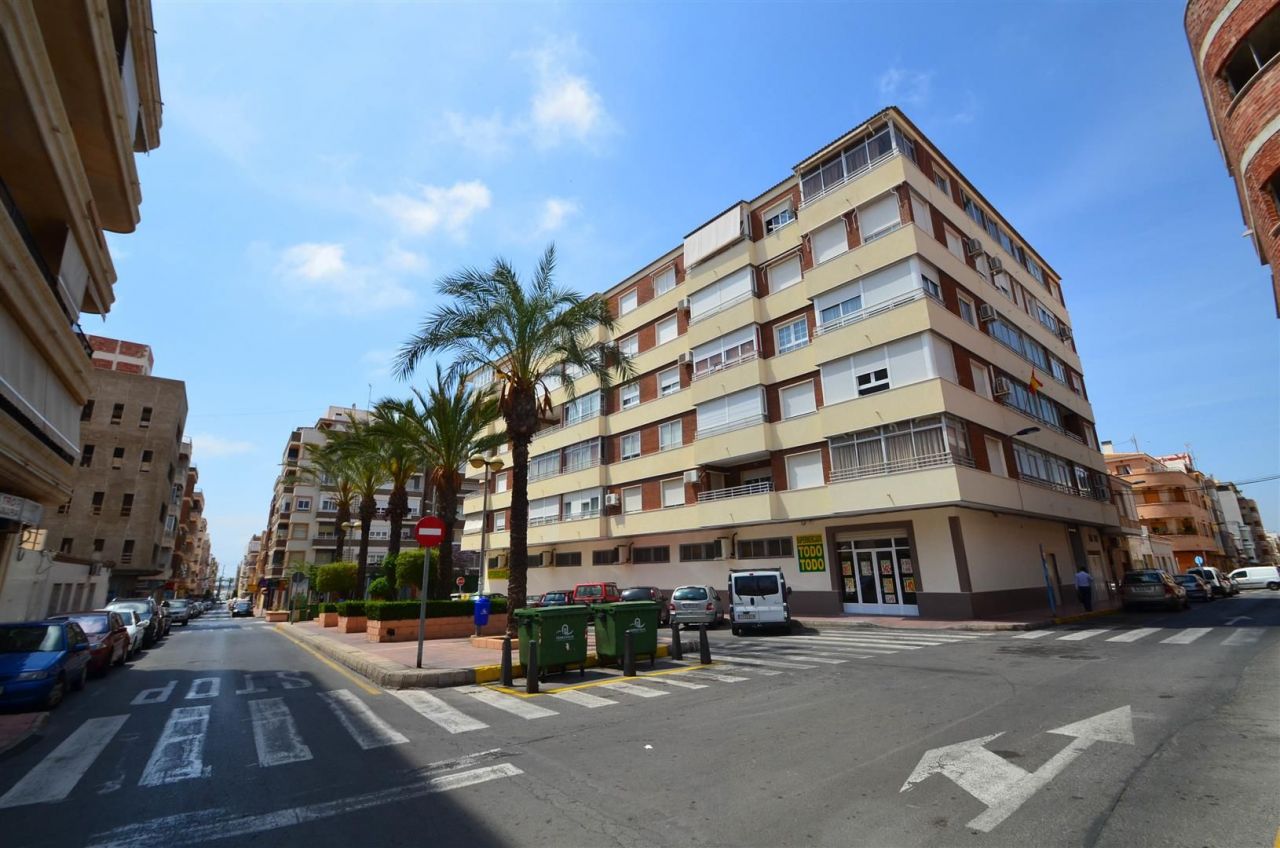 Апартаменты в Торревьехе, Испания, 112 м2 - фото 1