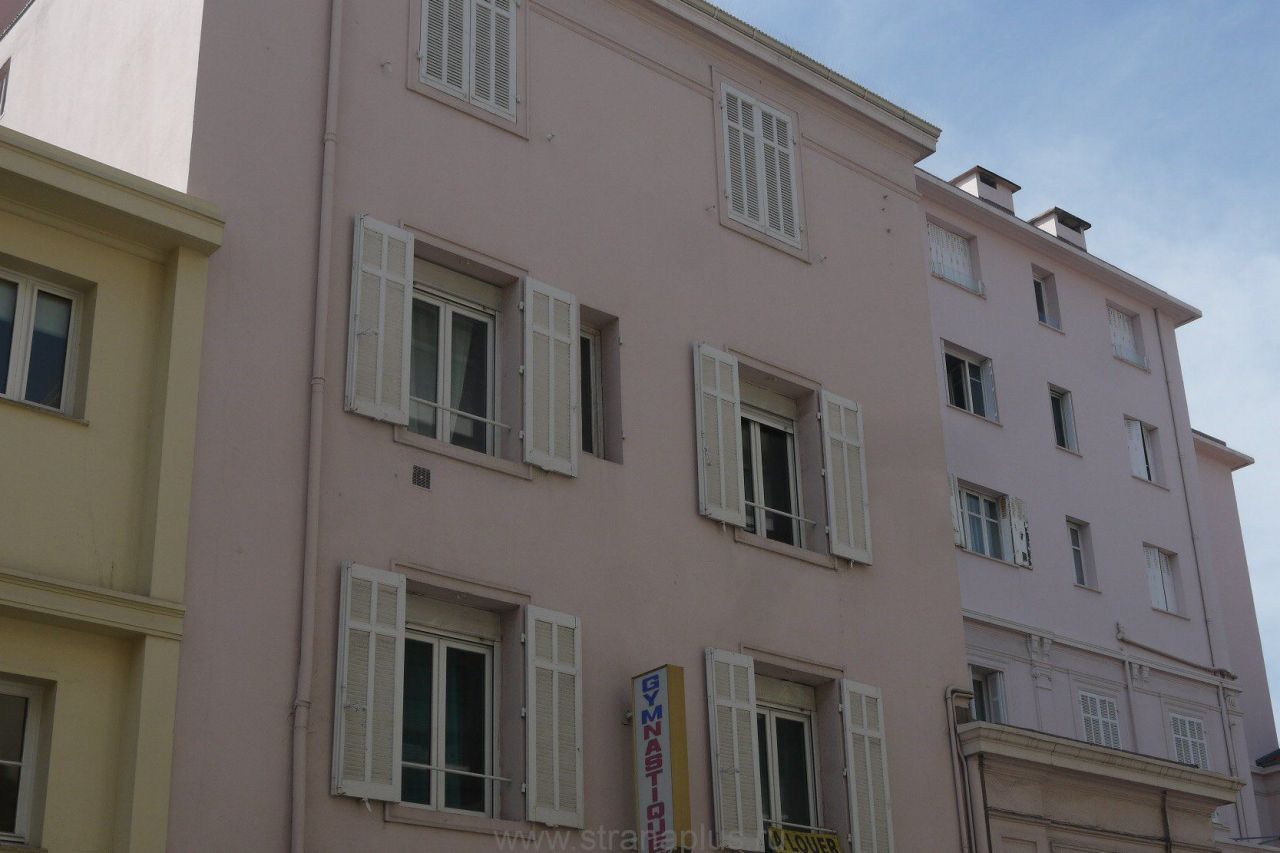 Квартира в Каннах, Франция, 80 м2 - фото 1