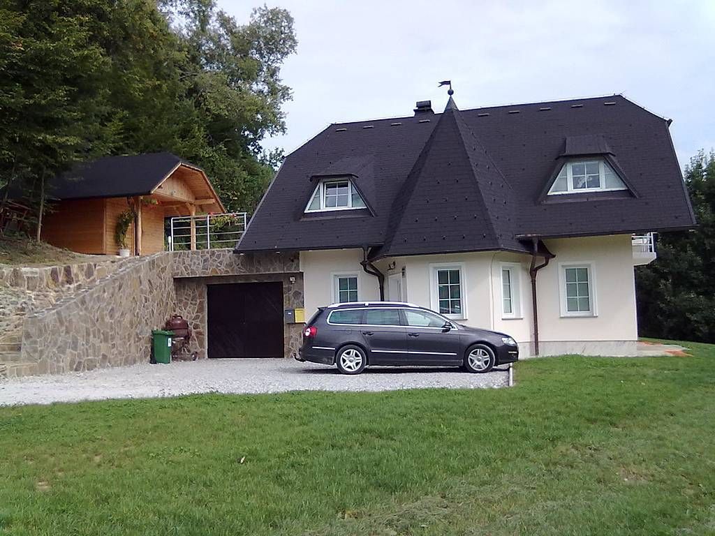 Дом в Рогашка-Слатине, Словения, 225 м2 - фото 1