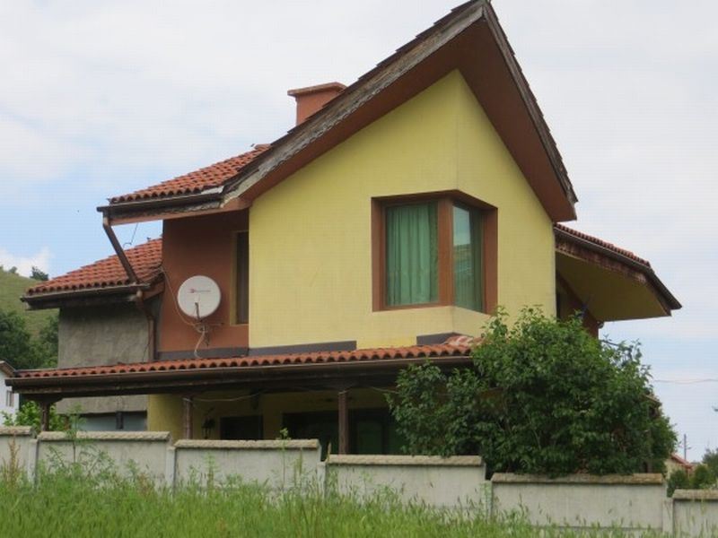 Дом в Голямо-Буково, Болгария, 100 м2 - фото 1