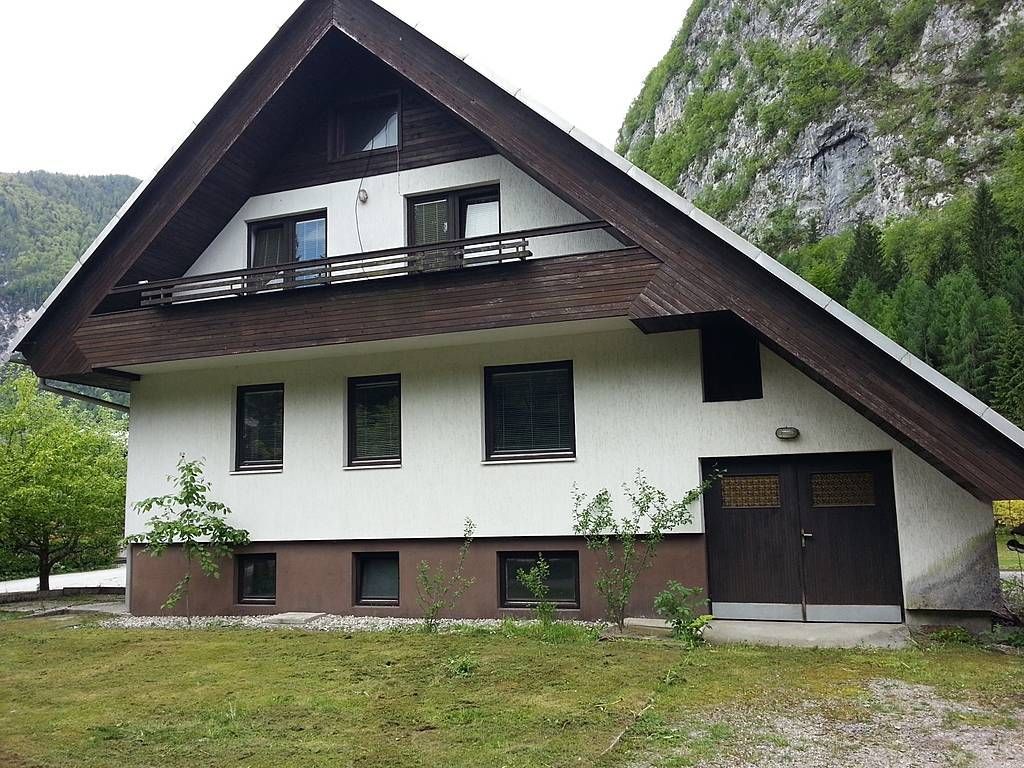 Дом в Краньской Горе, Словения, 312 м2 - фото 1