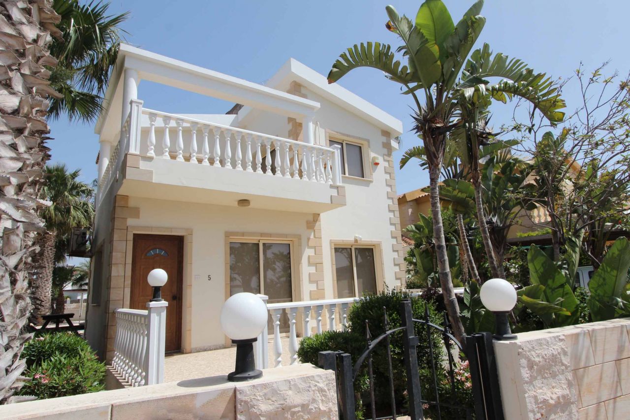 Дом в Айя-Напе, Кипр, 114 м2 - фото 1
