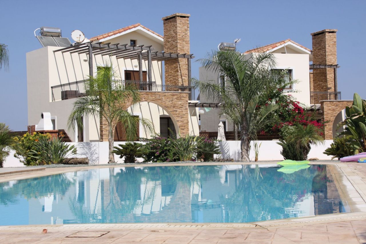Дом в Айя-Напе, Кипр, 142 м2 - фото 1