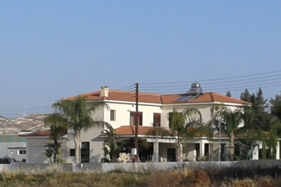 Вилла в Ларнаке, Кипр, 380 м2 - фото 1