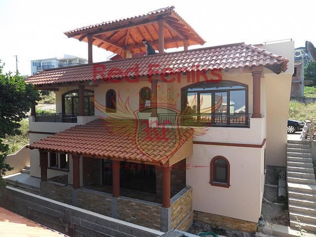 Дом в Баре, Черногория, 225 м2 - фото 1