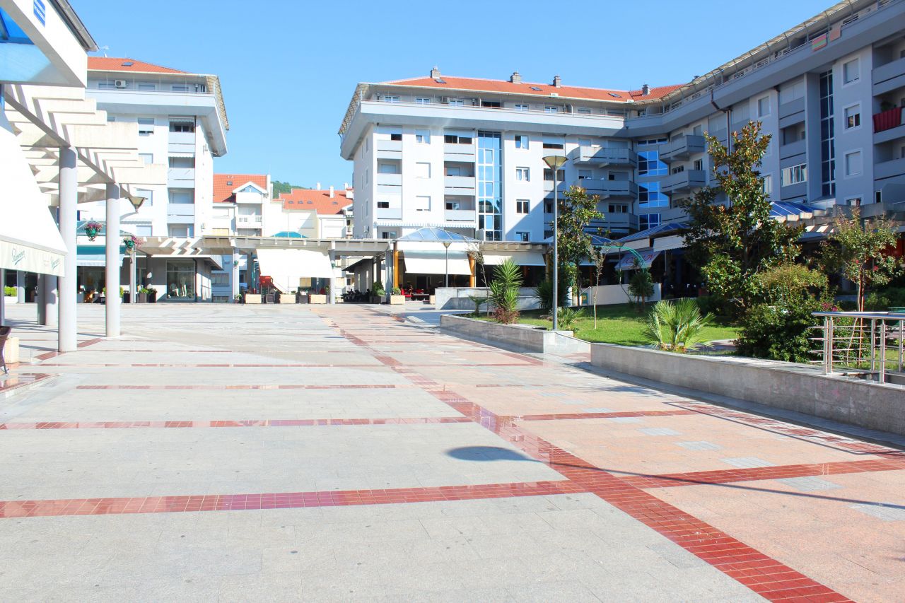Апартаменты в Тивате, Черногория, 86 м2 - фото 1