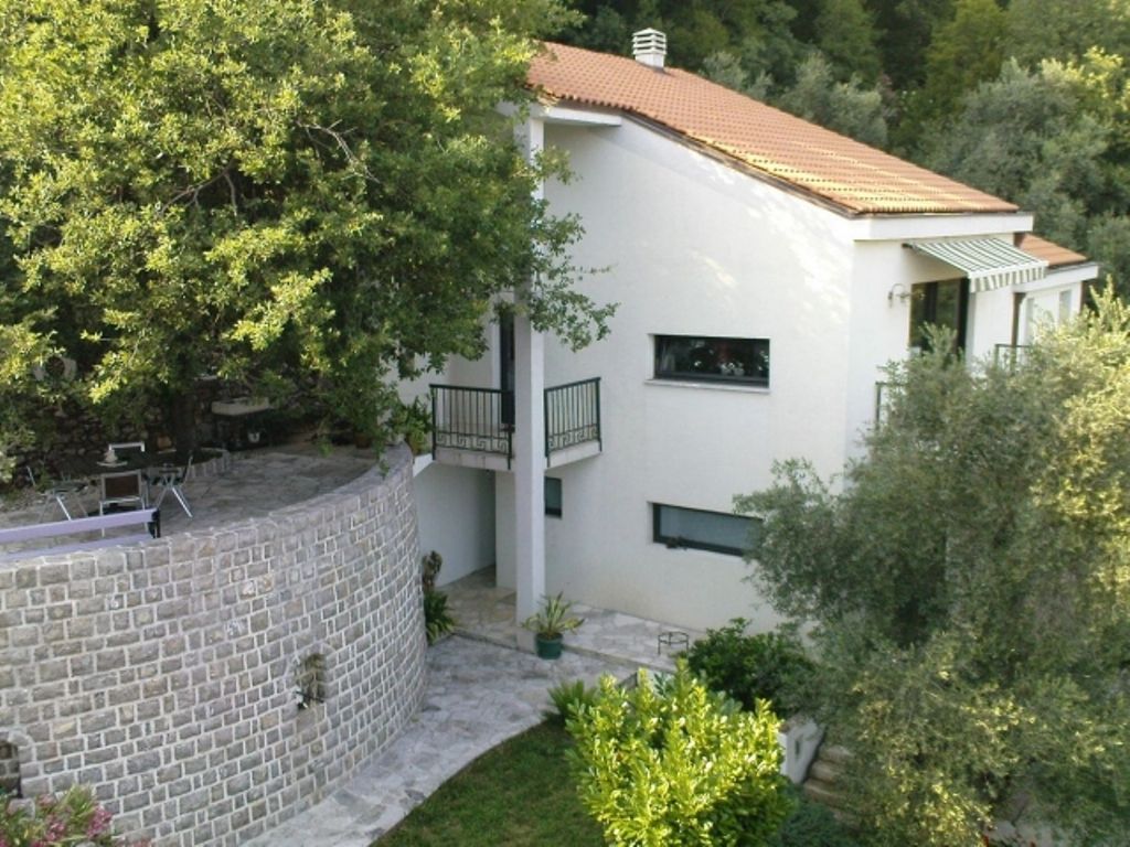 Дом в Булярице, Черногория, 225 м2 - фото 1
