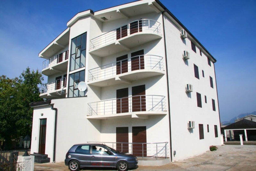 Апартаменты в Баре, Черногория, 100 м2 - фото 1