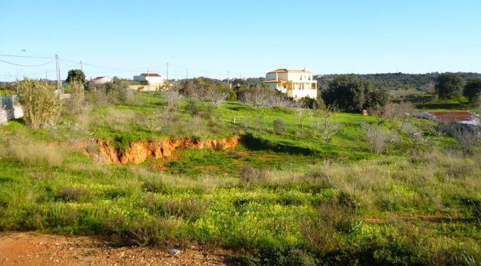 Коммерческая недвижимость в Фару, Португалия, 118 м2 - фото 1