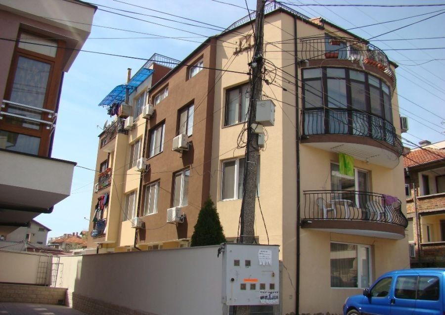 Квартира в Бургасе, Болгария, 42 м2 - фото 1