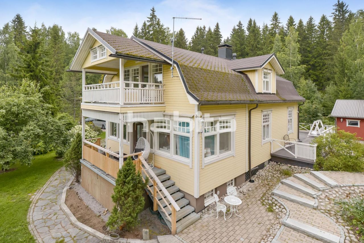 Дом в Тампере, Финляндия, 196 м2 - фото 1