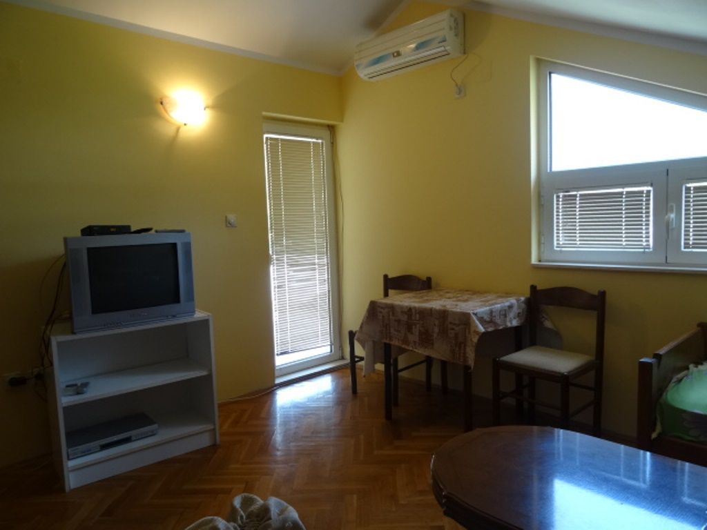 Квартира в Тивате, Черногория, 47 м2 - фото 1
