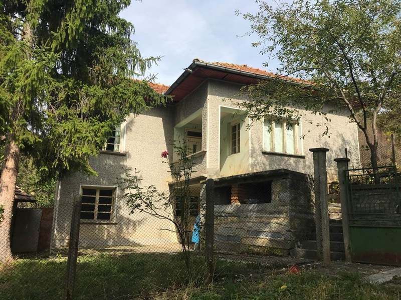 Вилла в Ловече, Болгария, 180 м2 - фото 1