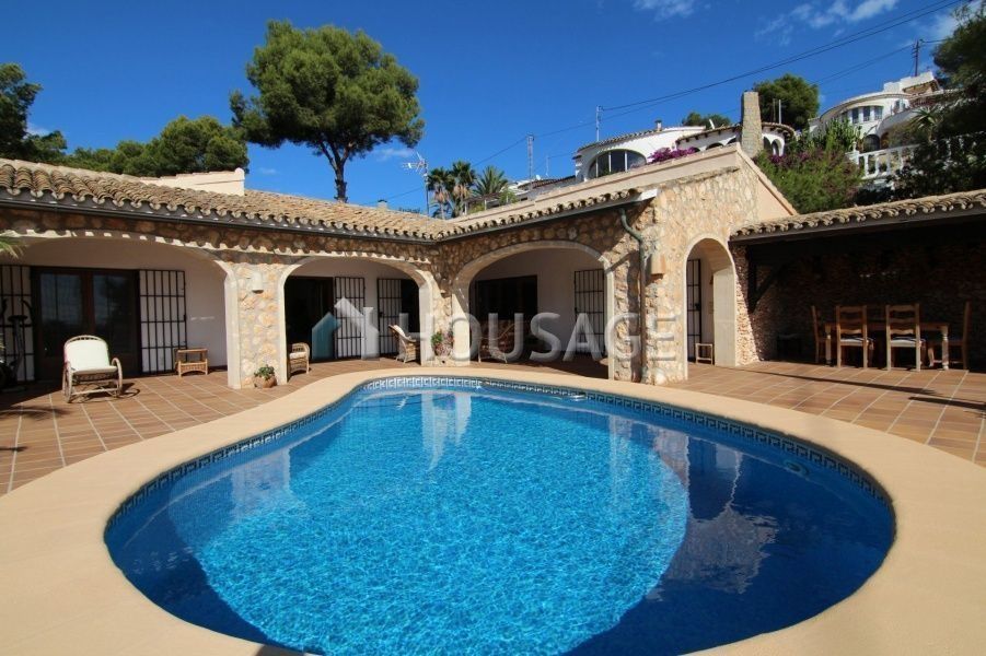 Дом в Бенисе, Испания, 250 м2 - фото 1