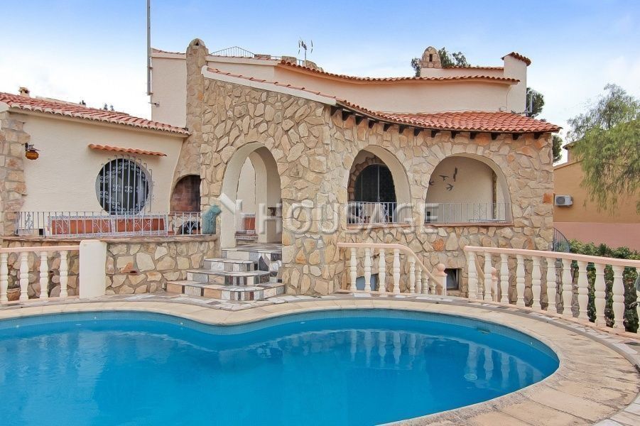 Дом в Кальпе, Испания, 170 м2 - фото 1