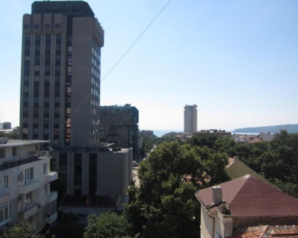 Квартира в Варне, Болгария, 100 м2 - фото 1