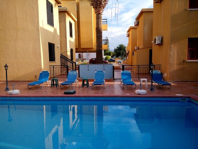 Отель, гостиница в Пафосе, Кипр, 1 100 м2 - фото 1