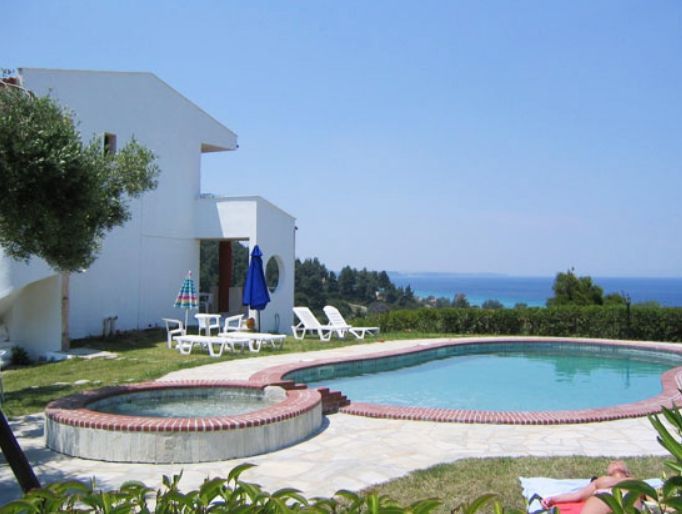 Отель, гостиница на Халкидиках, Греция, 425 м2 - фото 1