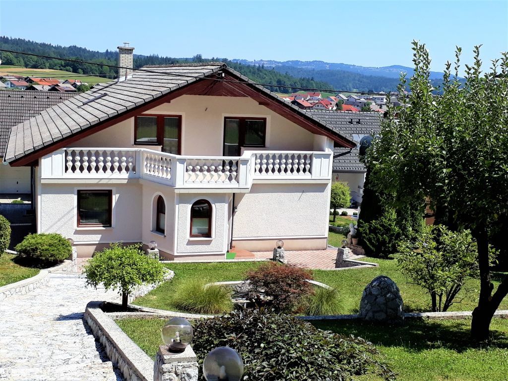 Дом в Гросупле, Словения, 309 м2 - фото 1