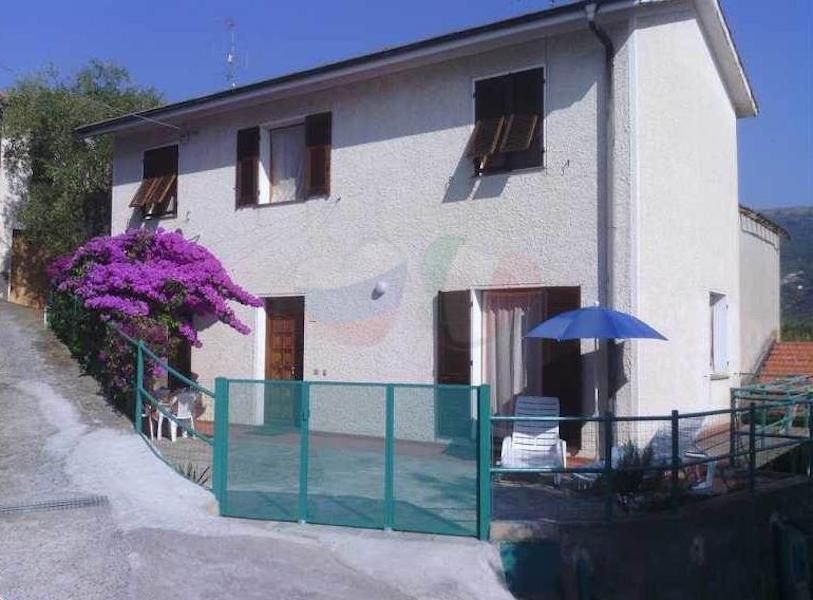 Дом в Диано-Марина, Италия, 130 м2 - фото 1