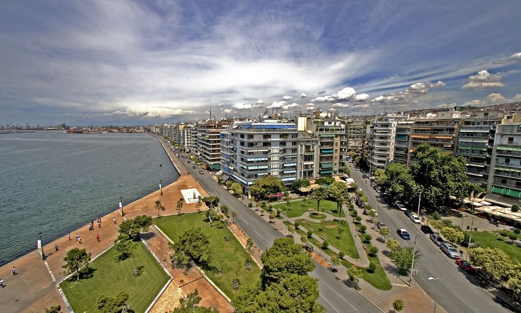 Коммерческая недвижимость в Салониках, Греция, 120 м2 - фото 1
